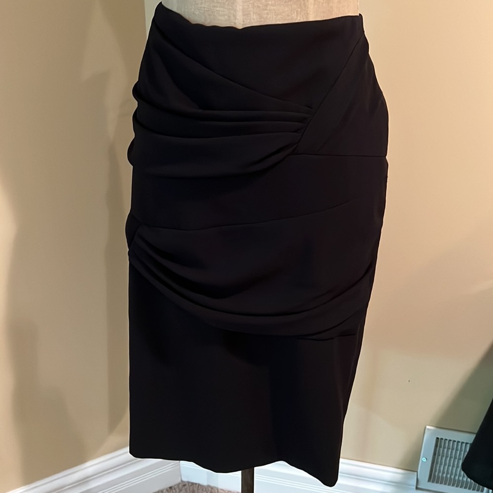 Escada Skirt - Picture 2 of 5